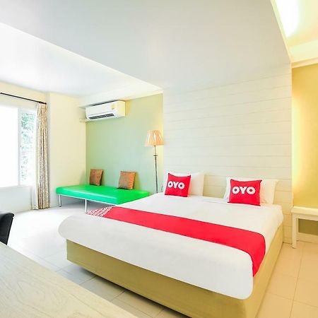 Oyo 307 Baan Udom Hotel Bangkok Luaran gambar