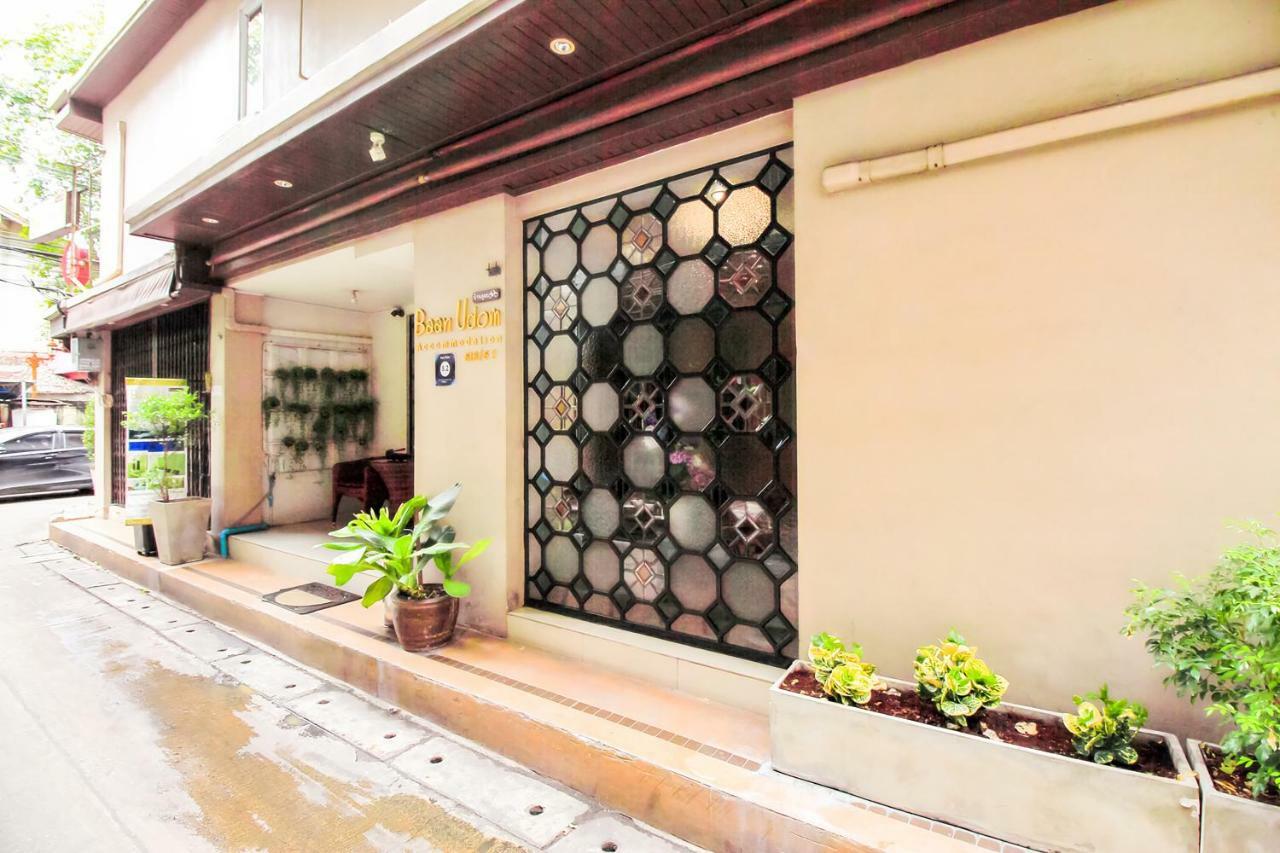 Oyo 307 Baan Udom Hotel Bangkok Luaran gambar