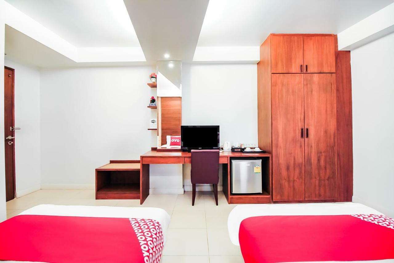 Oyo 307 Baan Udom Hotel Bangkok Luaran gambar